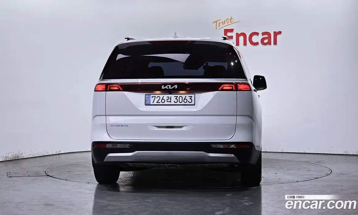 Kia Carnival 2023 3.5 автомат (гидро), фото 4