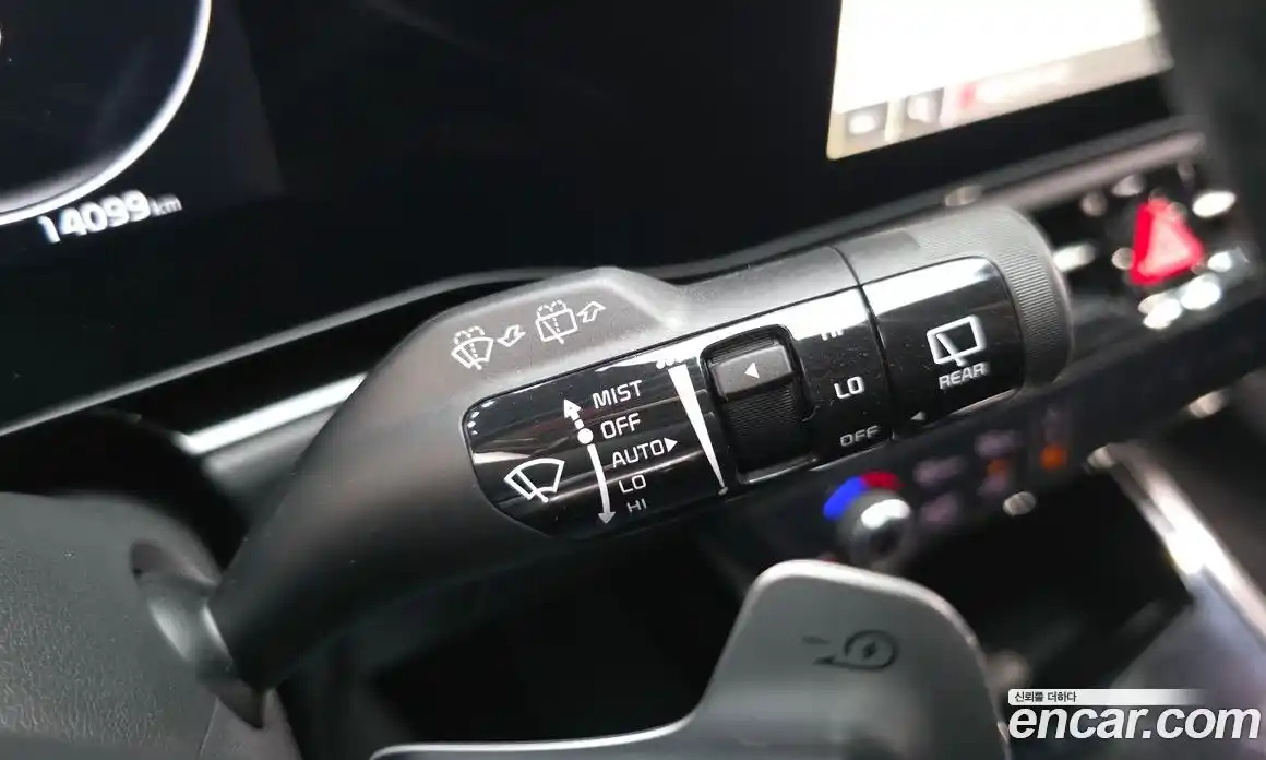 Kia Niro 2023 0.2 автомат (гидро), фото 22