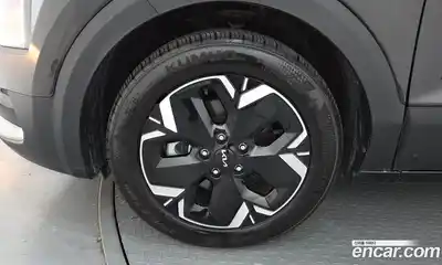 Kia Niro 2023 0.2 автомат (гидро), миниатюра 5