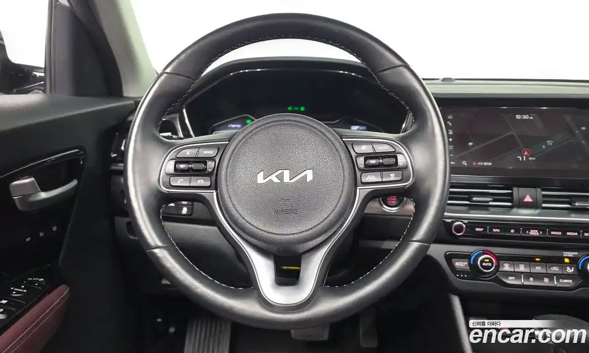Kia Niro 2021 1.6 автомат (гидро), фото 13