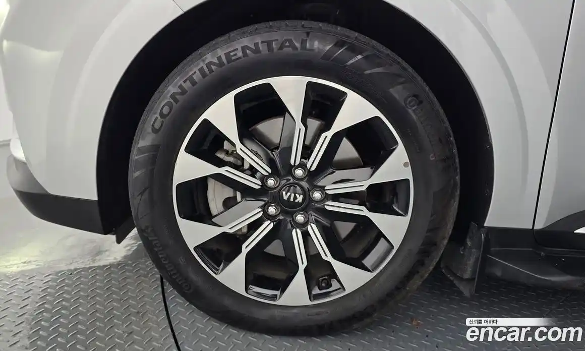 Kia Carnival 2020 3.5 автомат (гидро), фото 5