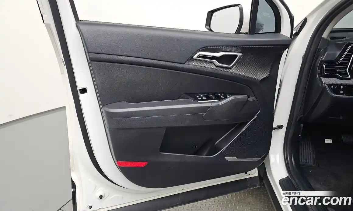 Kia Sportage 2023 1.6 автомат (гидро), фото 13