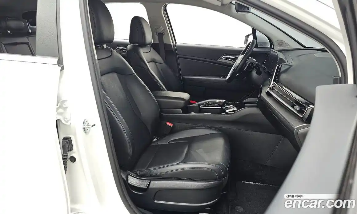 Kia Sportage 2023 1.6 автомат (гидро), фото 15