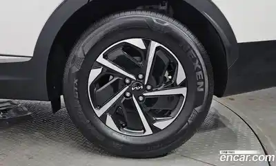 Kia Sportage 2023 1.6 автомат (гидро), миниатюра 6