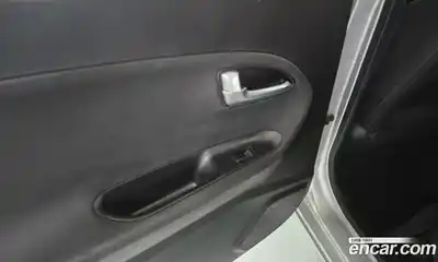 Kia Morning 2012 1.0 автомат (гидро), миниатюра 10