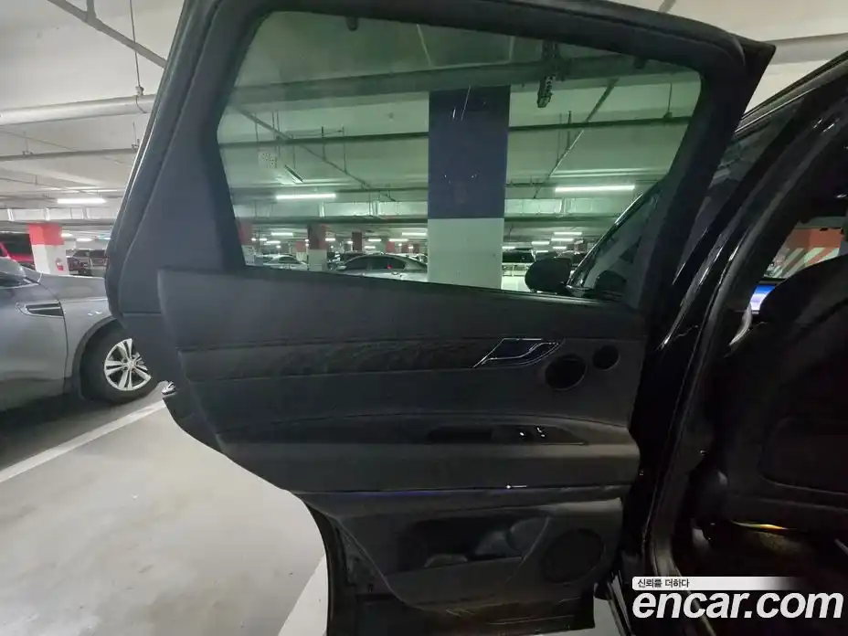 Genesis GV80 2025 2.5 автомат (гидро), фото 13