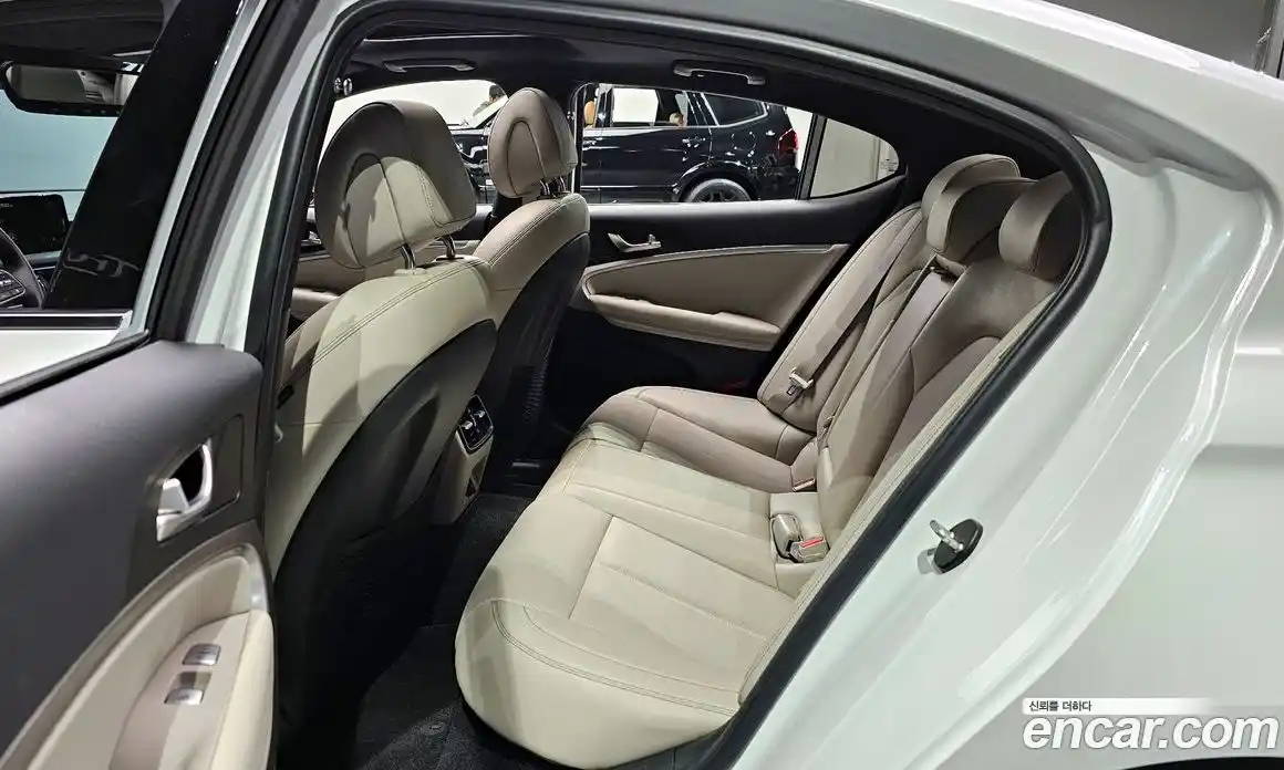 Genesis G70 2021 2.0 гидро, фото 16