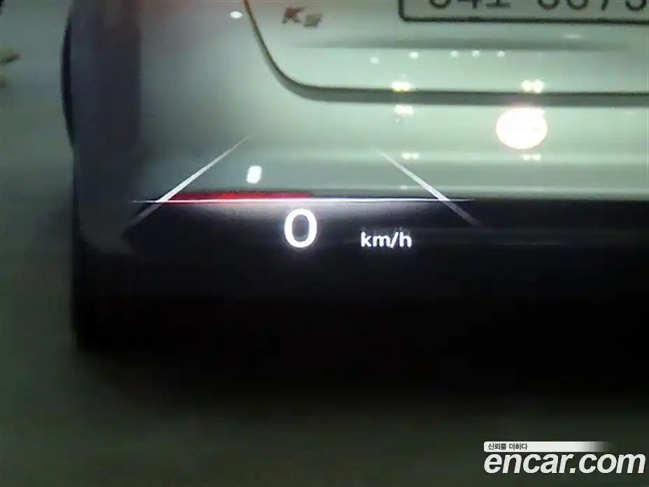 Genesis GV70 2022 2.5 гидро, фото 13