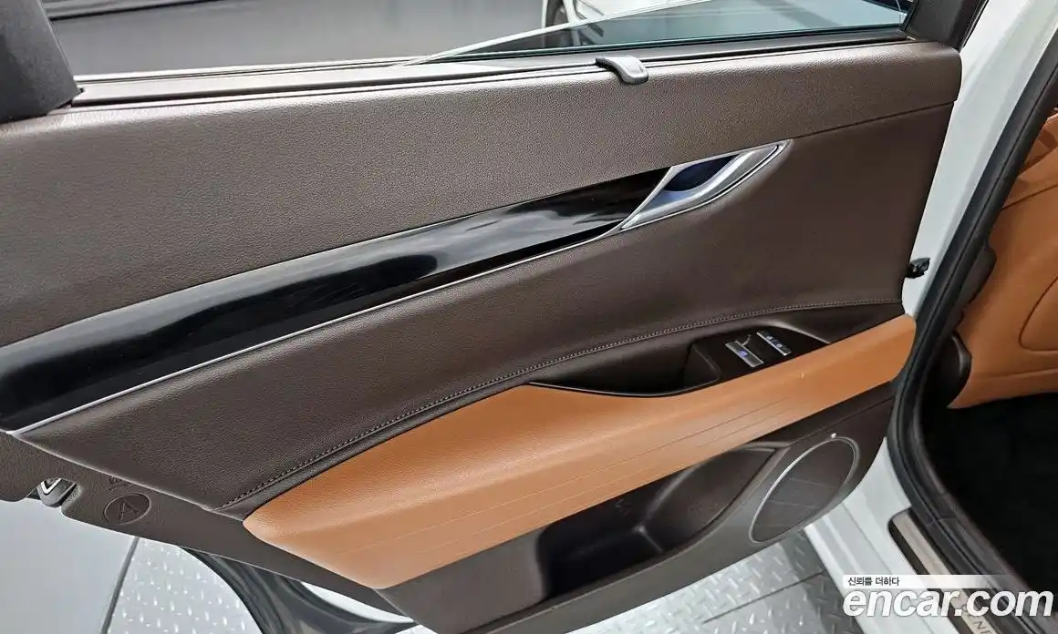 Genesis G80 2024 2.5 автомат (гидро), фото 15