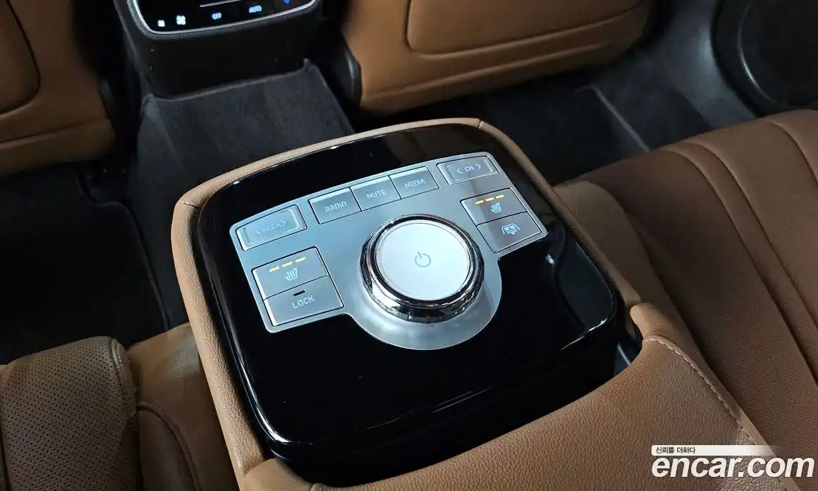 Genesis G80 2024 2.5 автомат (гидро), фото 29