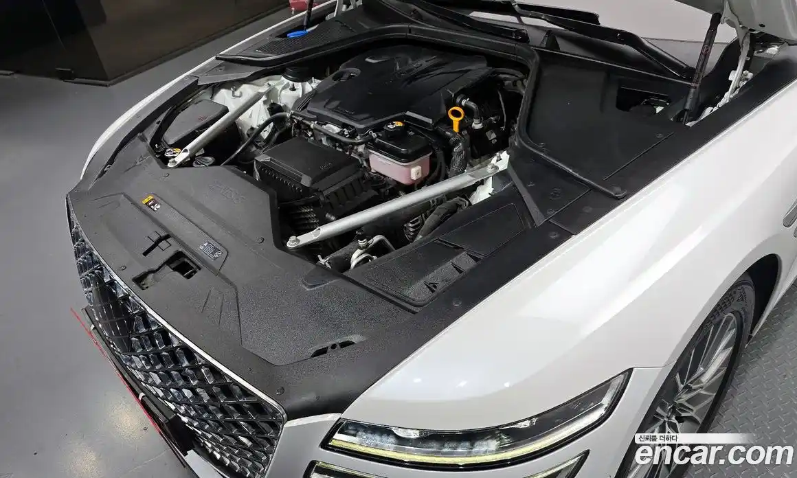 Genesis G80 2024 2.5 автомат (гидро), фото 6