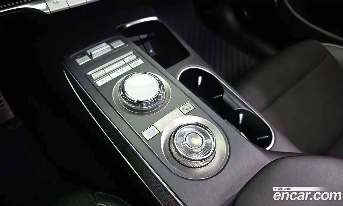 Genesis GV70 2021 2.5 гидро, фото 12