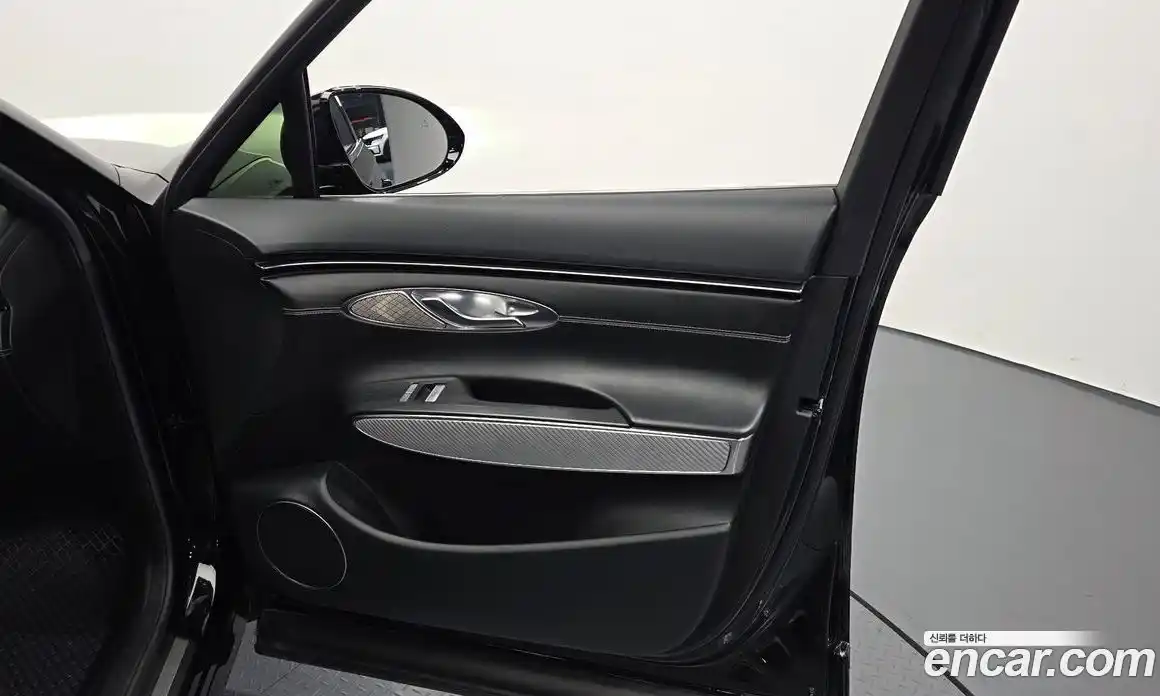 Genesis GV70 2021 2.5 гидро, фото 14
