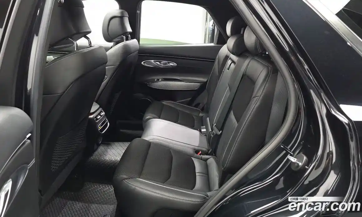 Genesis GV70 2021 2.5 гидро, фото 16