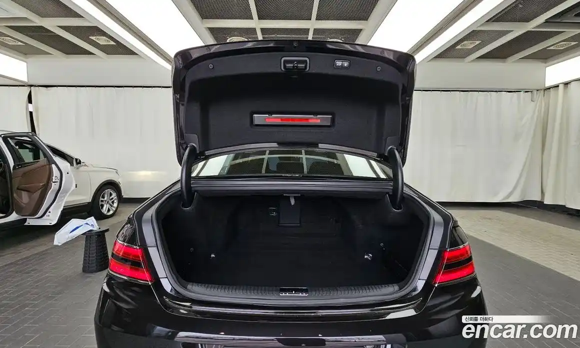 Genesis G90 2018 3.8 гидро, фото 26