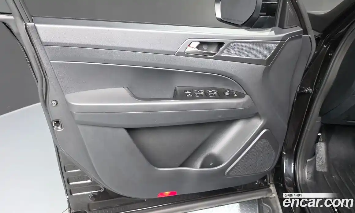SsangYong Musso 2025 2.2 автомат (гидро), фото 14