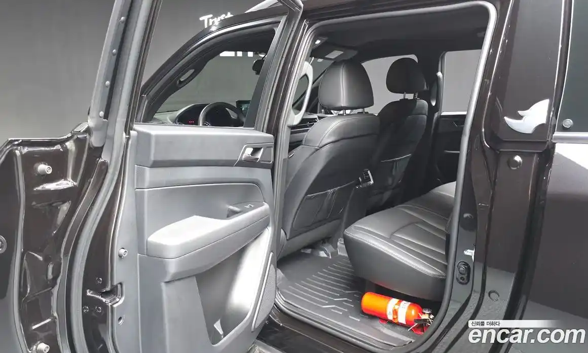 SsangYong Musso 2025 2.2 автомат (гидро), фото 16
