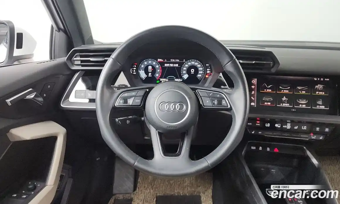 Audi A3 2023 2.0 автомат (гидро), фото 18