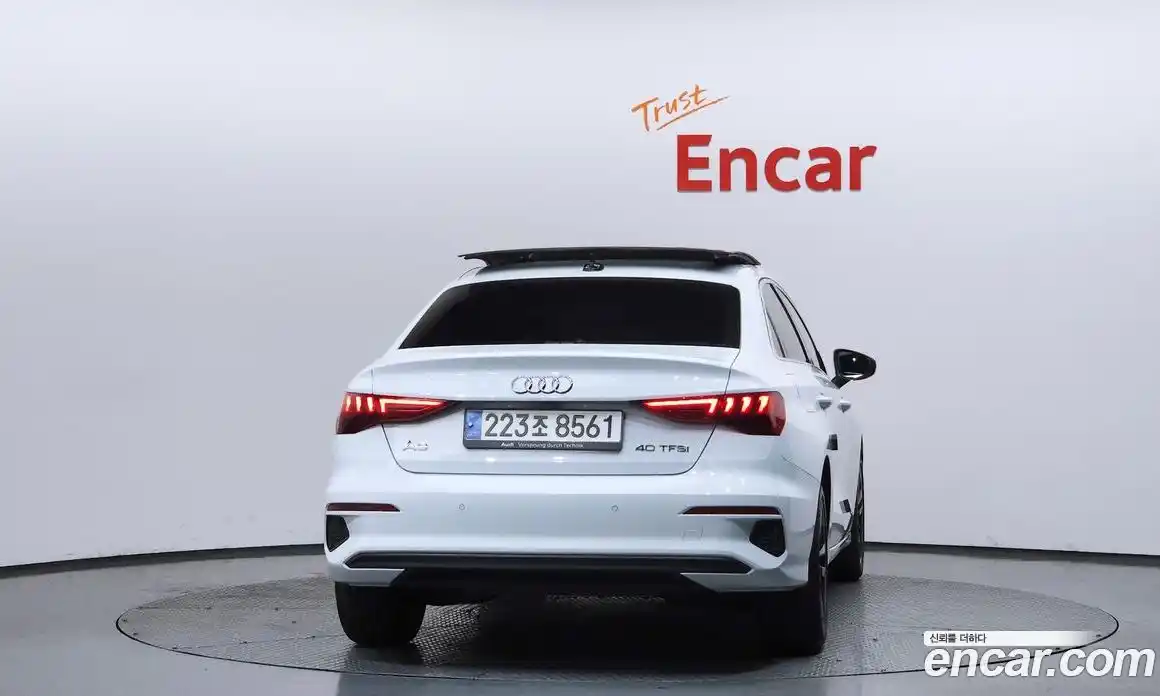 Audi A3 2023 2.0 автомат (гидро), фото 4