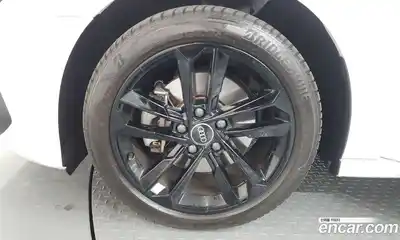 Audi A3 2023 2.0 автомат (гидро), миниатюра 5