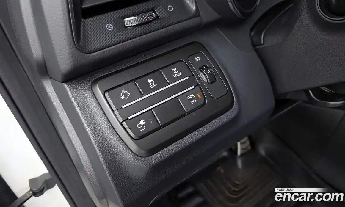 SsangYong TIBOLI 2017 1.6 автомат (гидро), фото 22