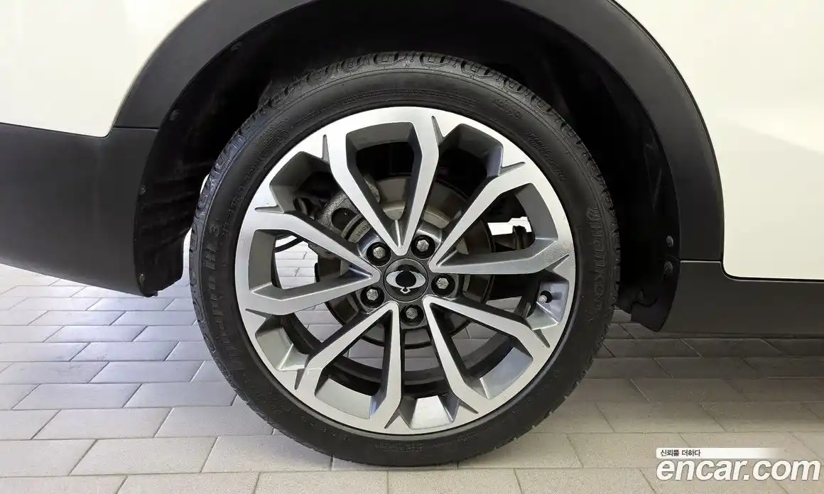SsangYong TIBOLI 2017 1.6 автомат (гидро), фото 5