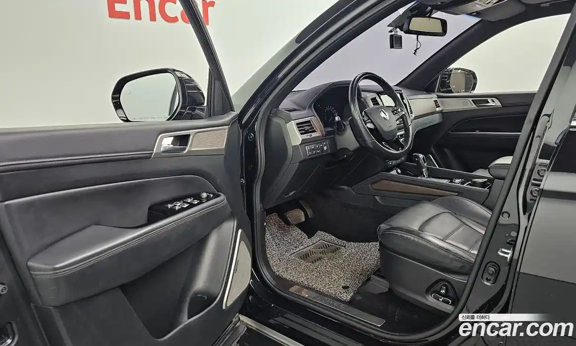 SsangYong Rexton 2017 2.2 автомат (гидро), фото 13