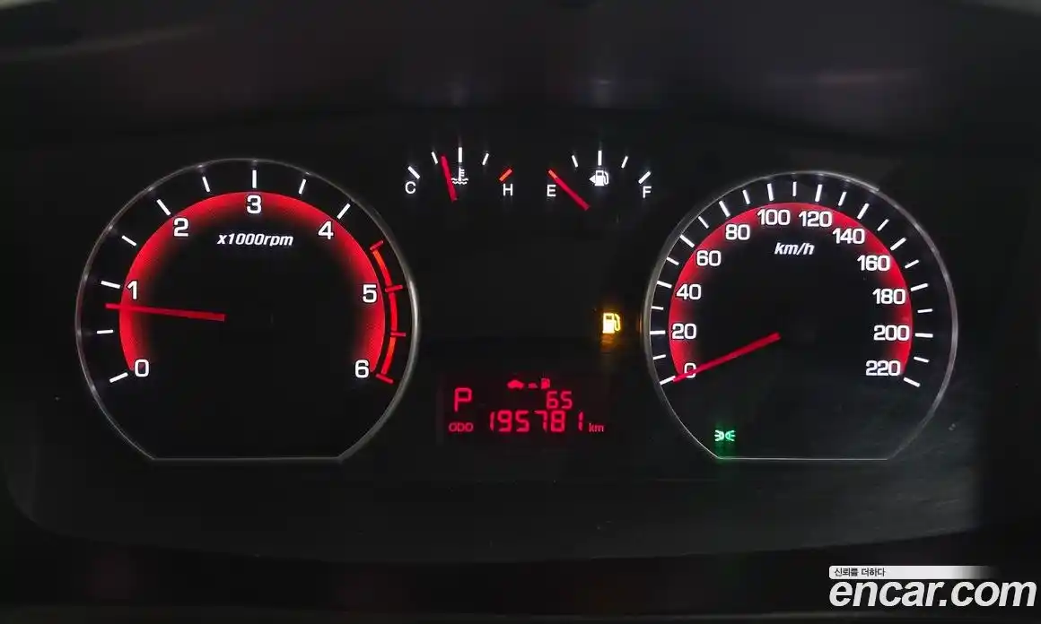 SsangYong Korando 2015 2.0 автомат (гидро), фото 8