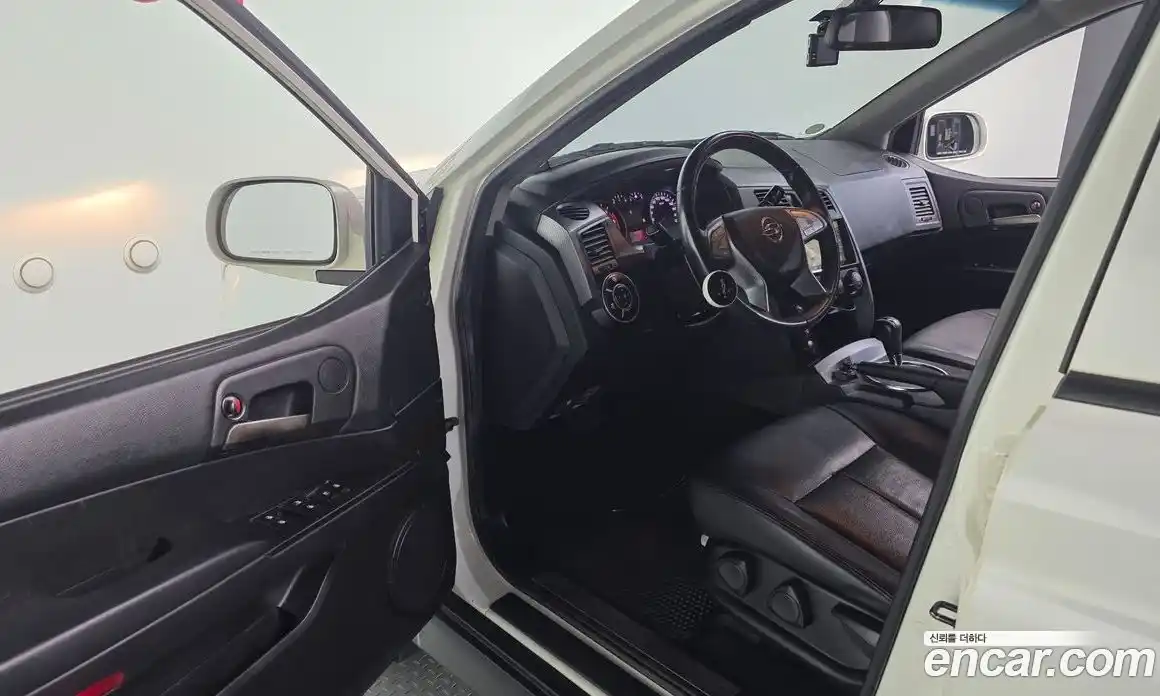 SsangYong Korando 2015 2.0 автомат (гидро), фото 10