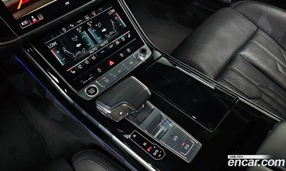 Audi A8 2021 3.0 автомат (гидро), фото 12