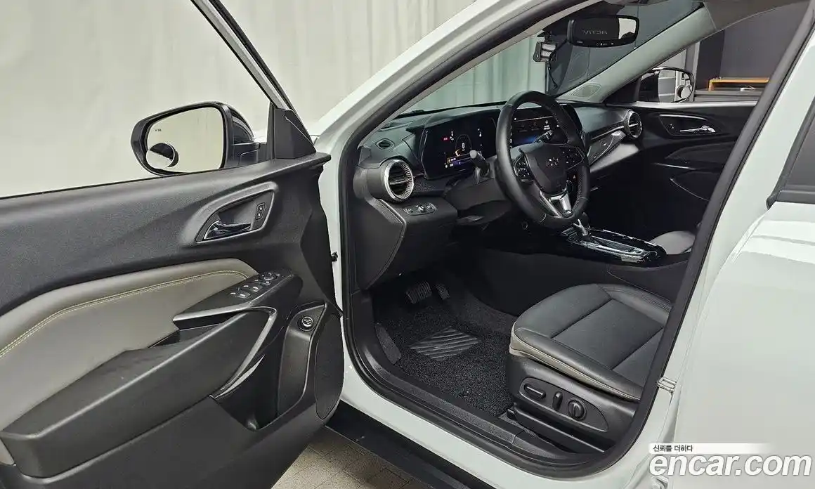 Chevrolet Trax 2023 1.2 гидро, фото 13