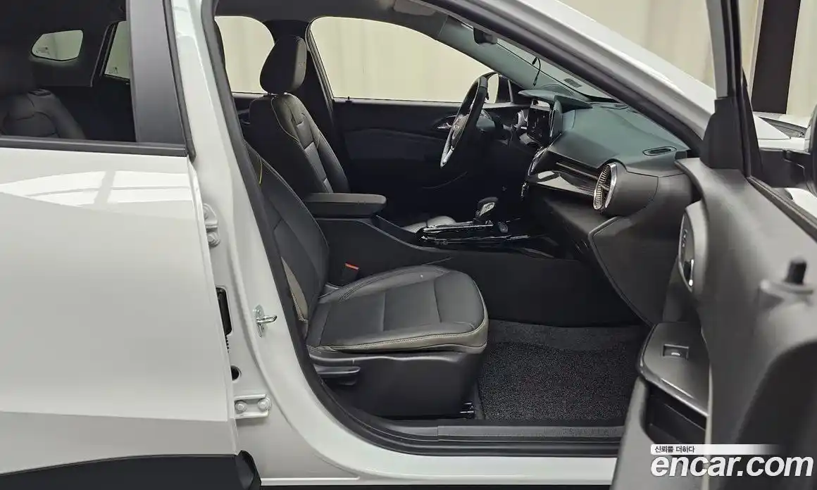 Chevrolet Trax 2023 1.2 гидро, фото 17