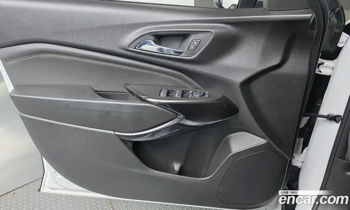Chevrolet Trax 2023 1.2 автомат (гидро), фото 14