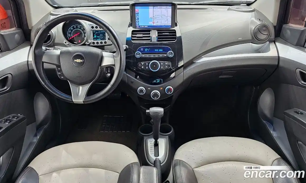 Chevrolet Spark 2011 1.0 автомат (гидро), фото 7