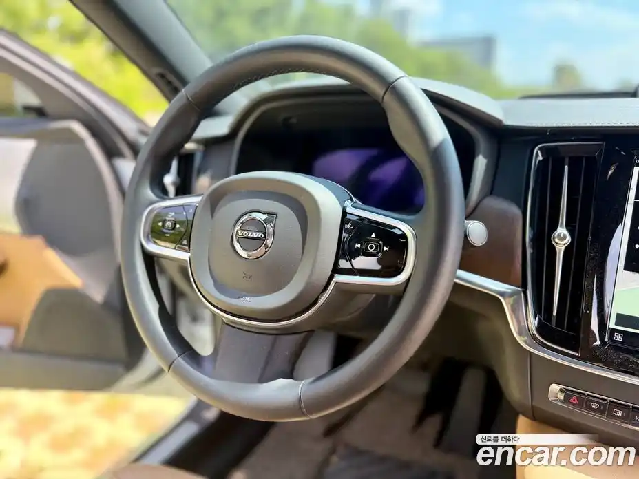Volvo S90 2024 2.0 автомат (гидро), фото 14