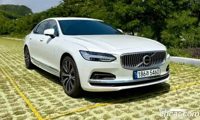 Volvo S90 2024 2.0 автомат (гидро), миниатюра 3