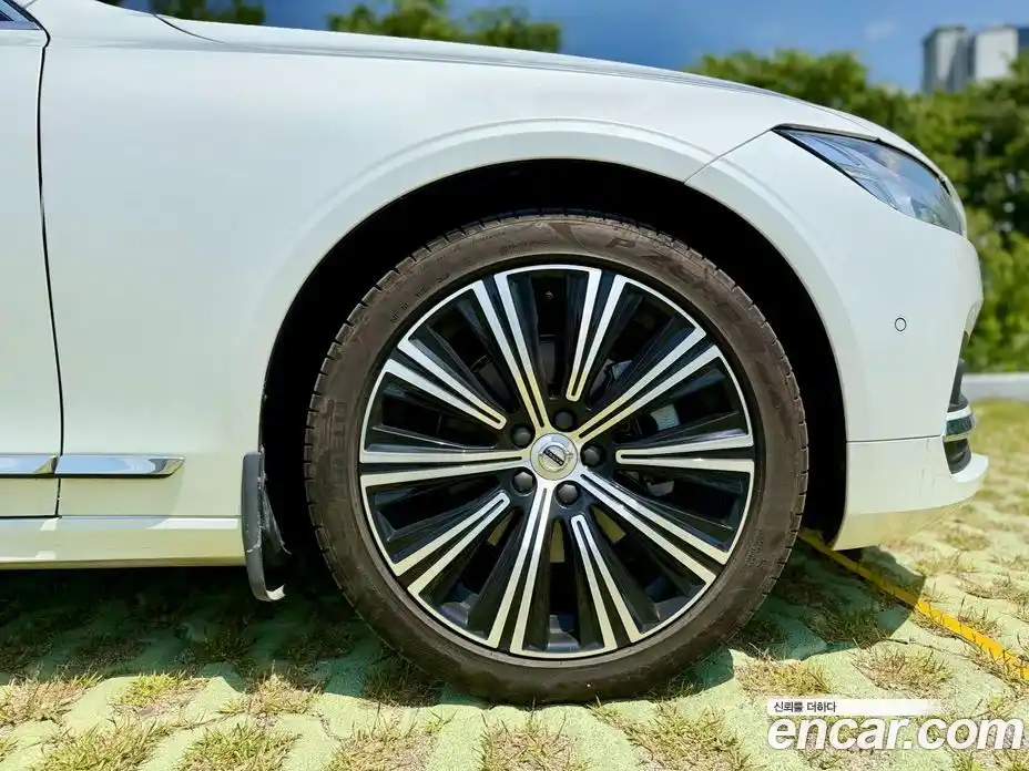 Volvo S90 2024 2.0 автомат (гидро), фото 7