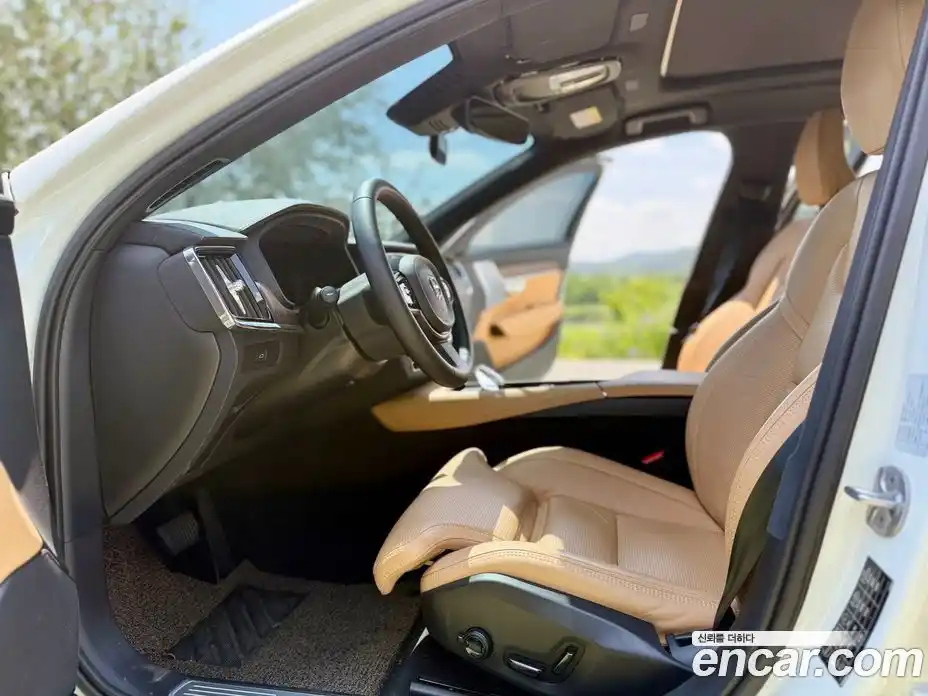 Volvo S90 2024 2.0 автомат (гидро), фото 10