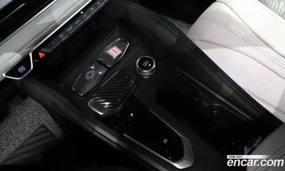 Renault Grand Koleos 2025 1.5 гидро, фото 12