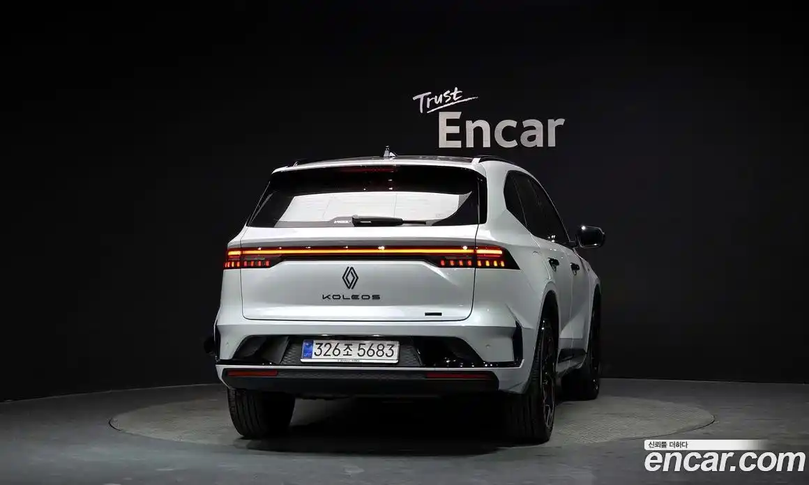 Renault Grand Koleos 2025 1.5 гидро, фото 4