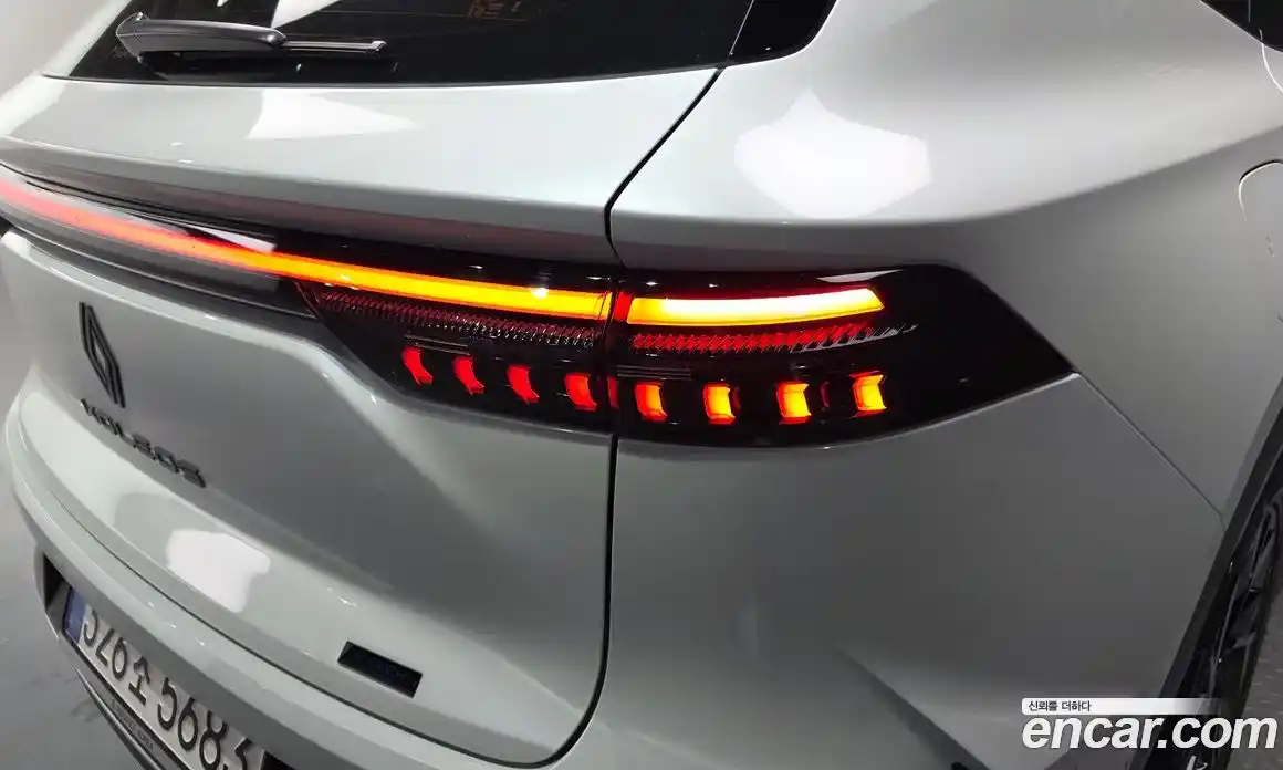 Renault Grand Koleos 2025 1.5 гидро, фото 9