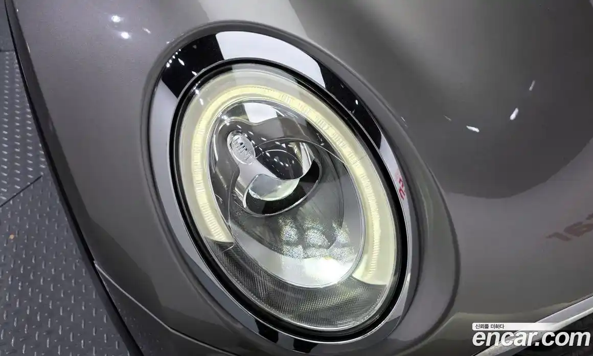 Mini Clubman 2019 2.0 автомат (гидро), фото 8