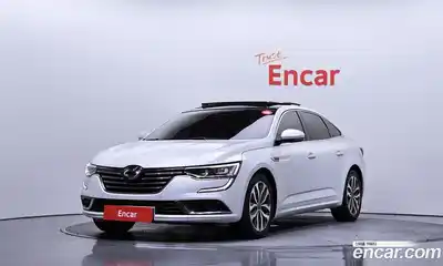 Renault SM6