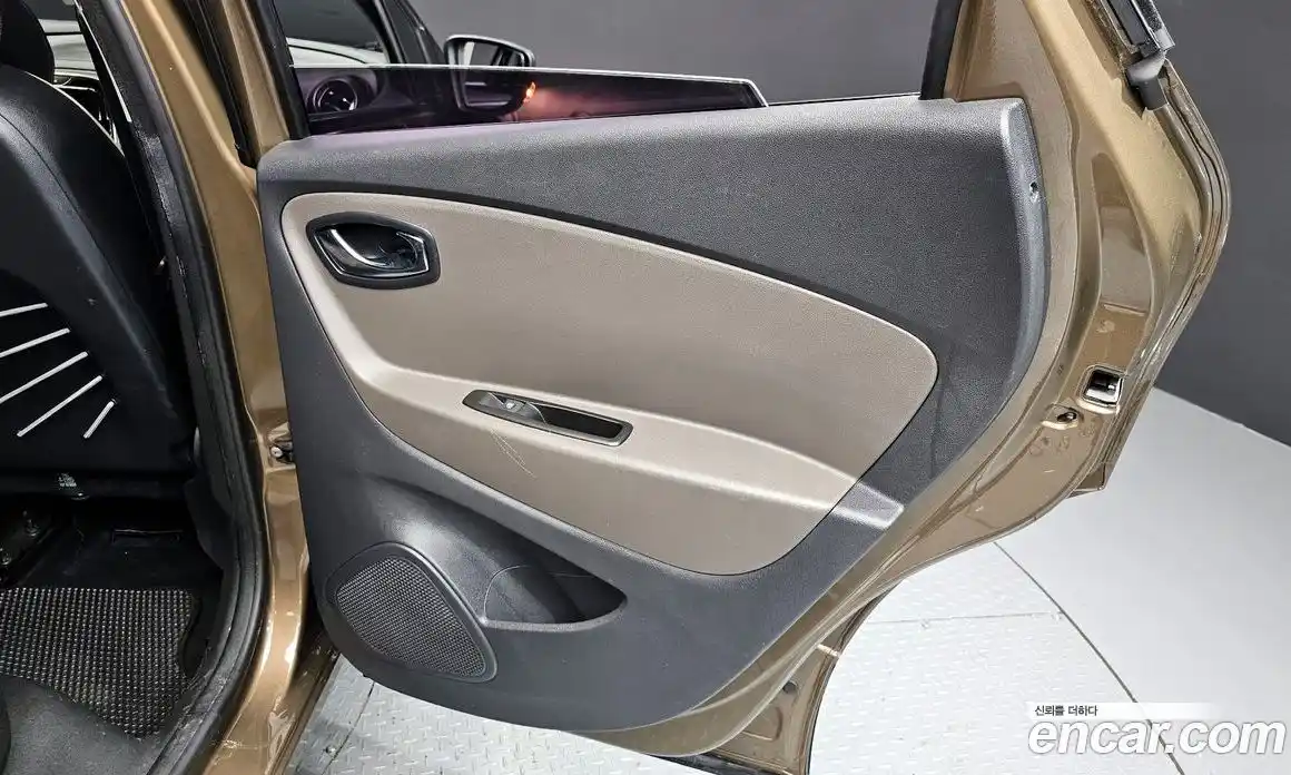 Renault QM3 2016 1.5 гидро, фото 15