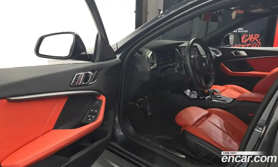 BMW 1 серия 2021 2.0 автомат (гидро), фото 17