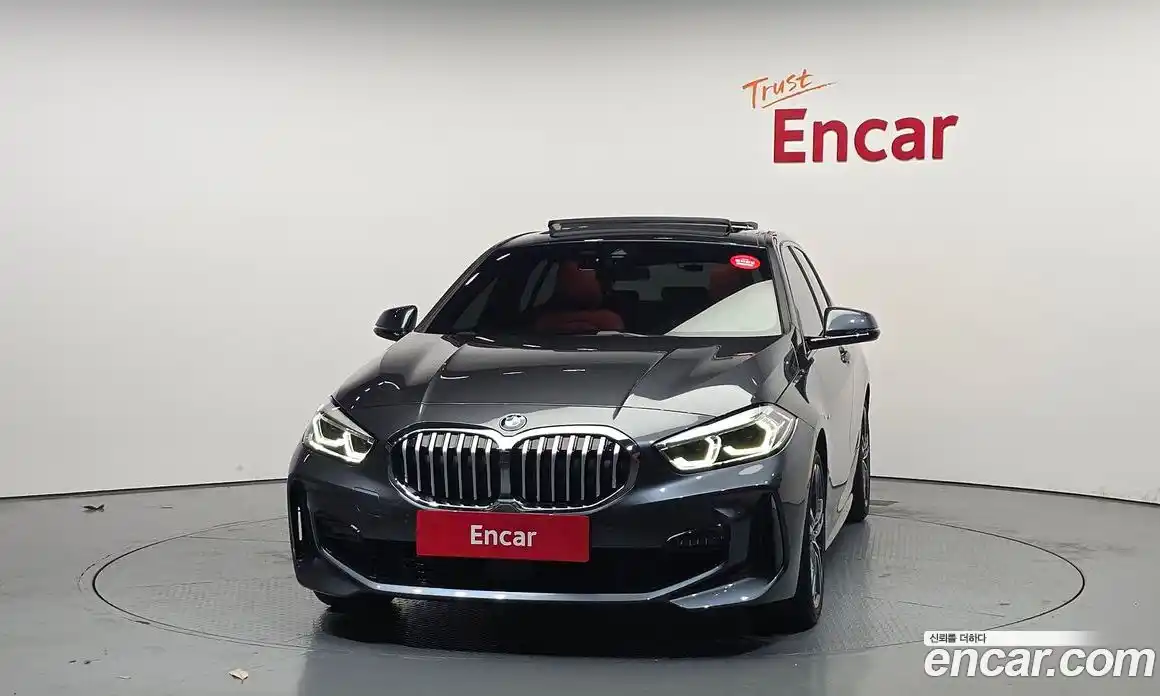 BMW 1 серия 2021 2.0 автомат (гидро), фото 3