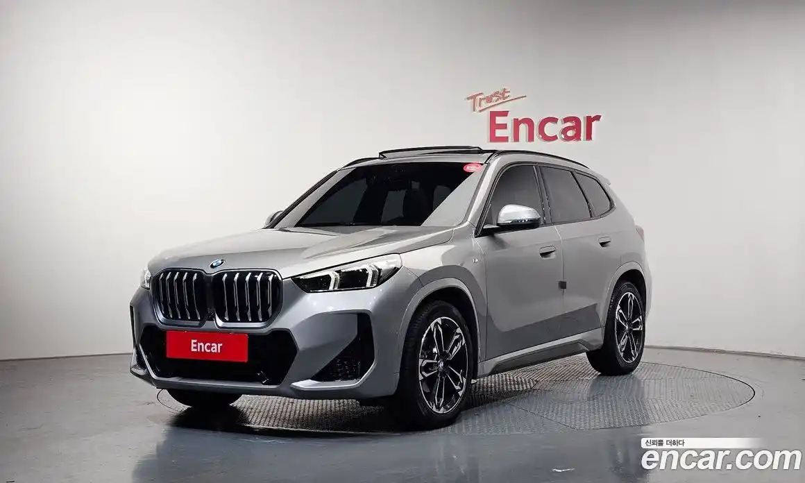 BMW X1 2025 2.0 гидро, фото 1
