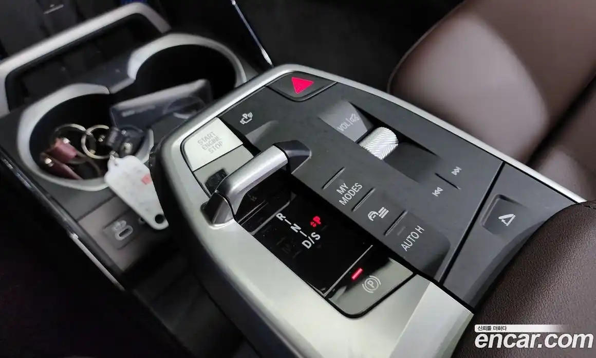 BMW X1 2025 2.0 гидро, фото 12