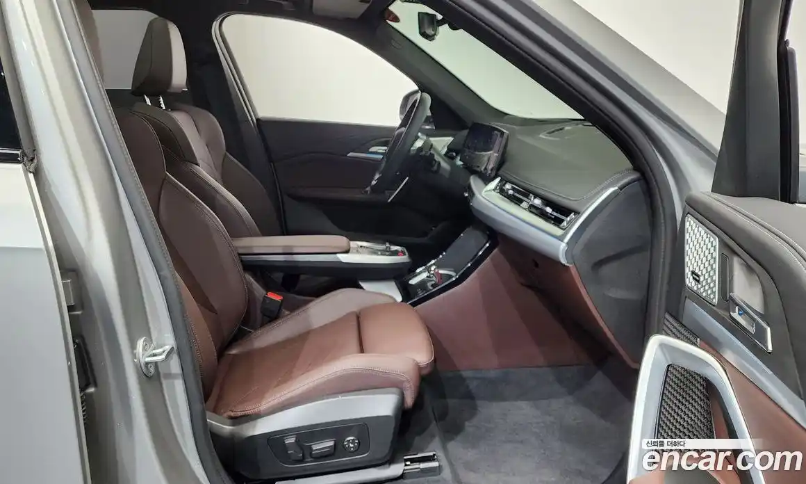 BMW X1 2025 2.0 гидро, фото 16