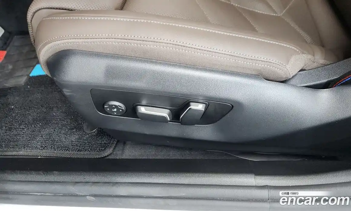 BMW 5-Series 2024 2.0 гидро, фото 33